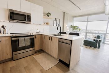 Modern two tone cabinetry in kitchen